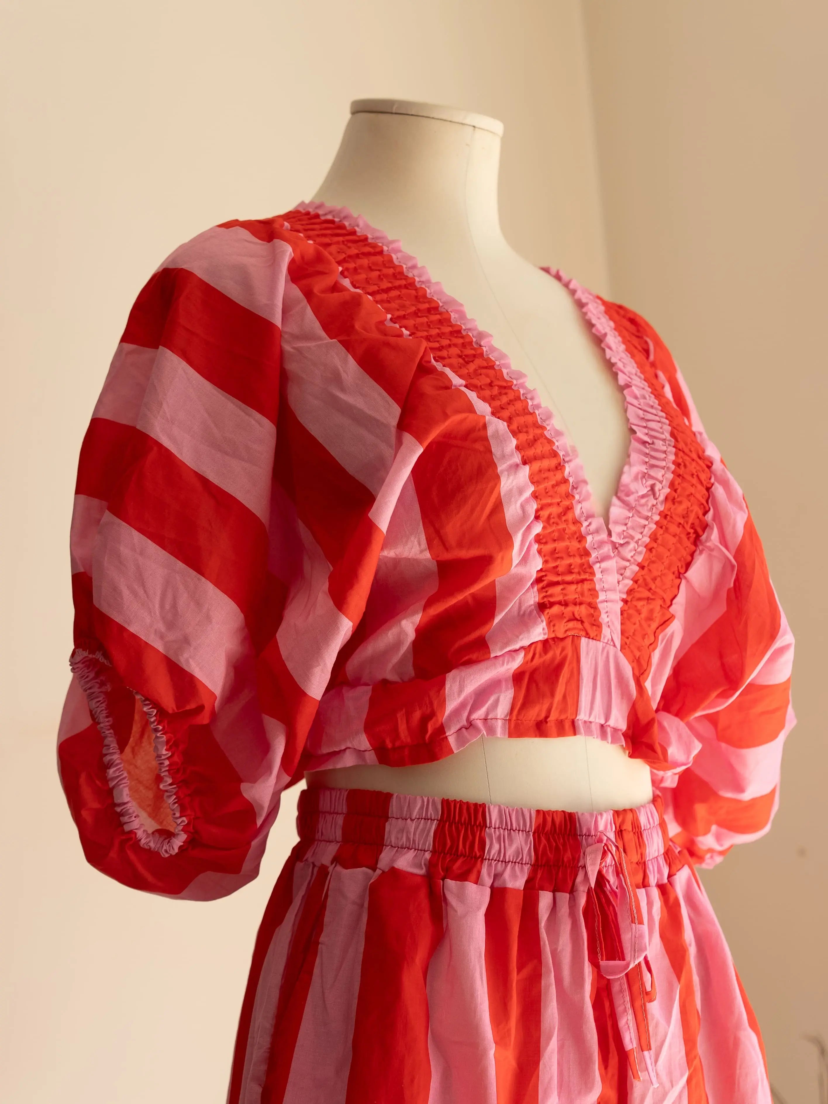 Ensemble Jessica Rouge