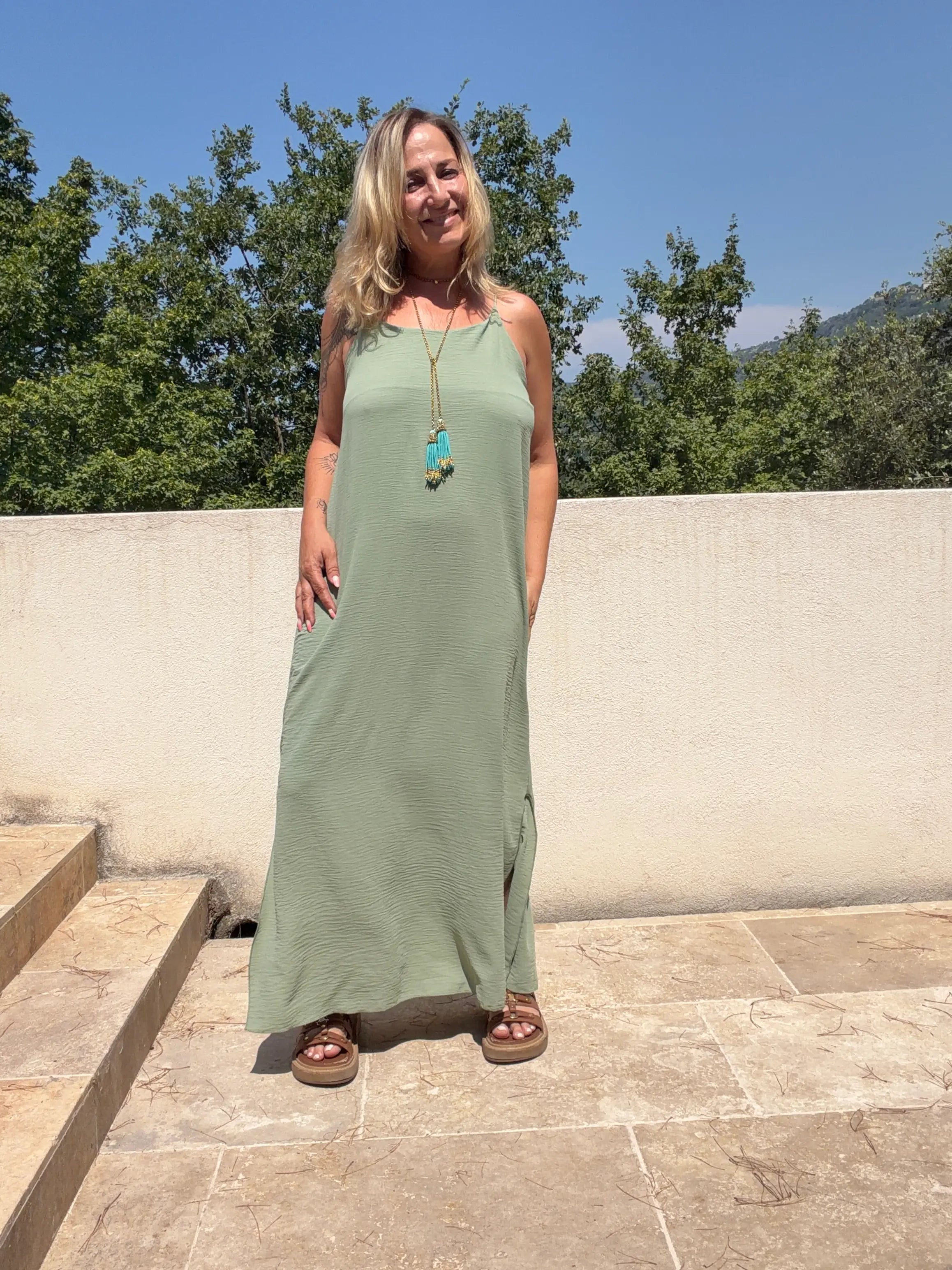 Robe Jacky Kaki