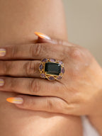 Gros plan de la Bague Georges