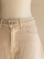 Détail bouton et poches Bermuda Rachel beige Studio Albine P