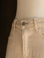 Détail denim beige Bermuda Rachel Studio Albine P