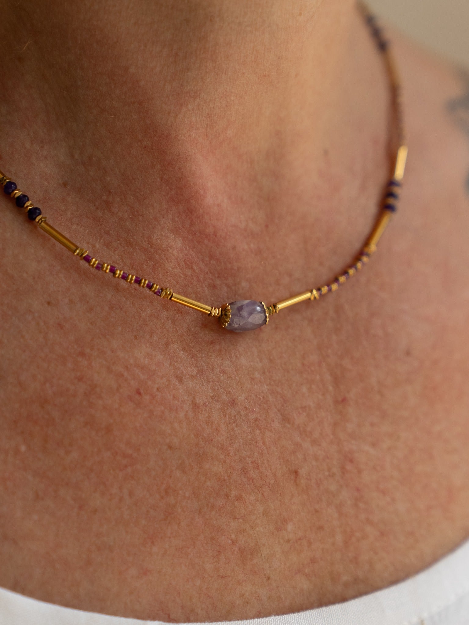 Collier Raphaël doré anti-oxydation ras de cou Studio Albine P