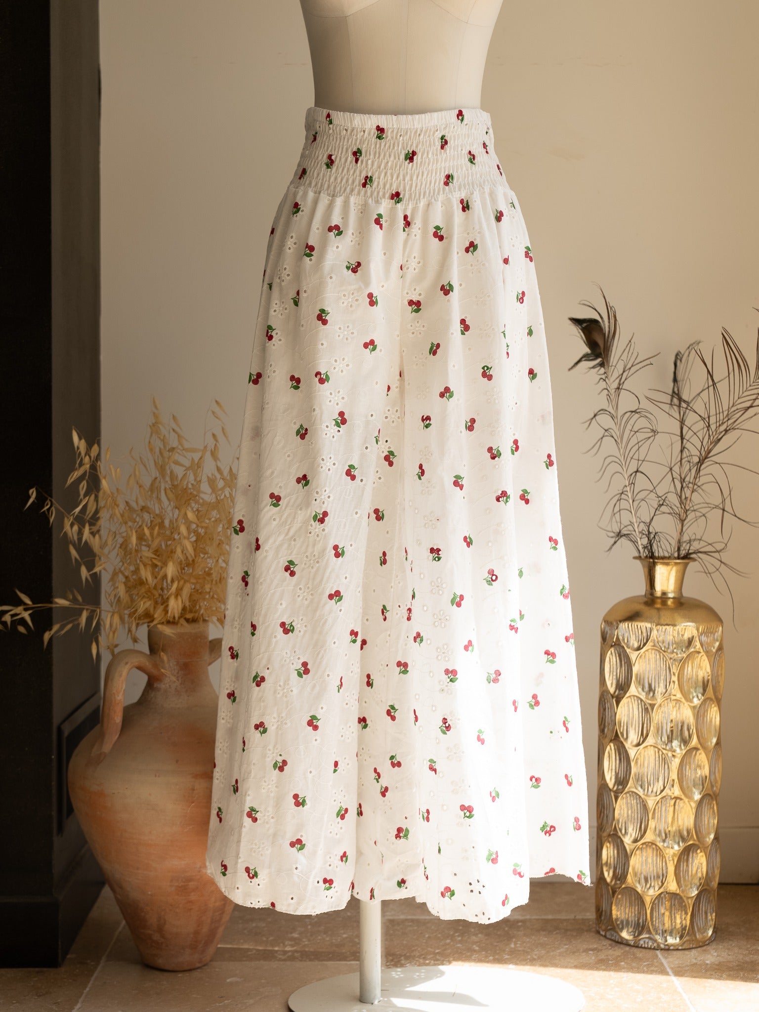 Pantalon jupe Cerise blanc avec imprimé cerises Studio Albine P