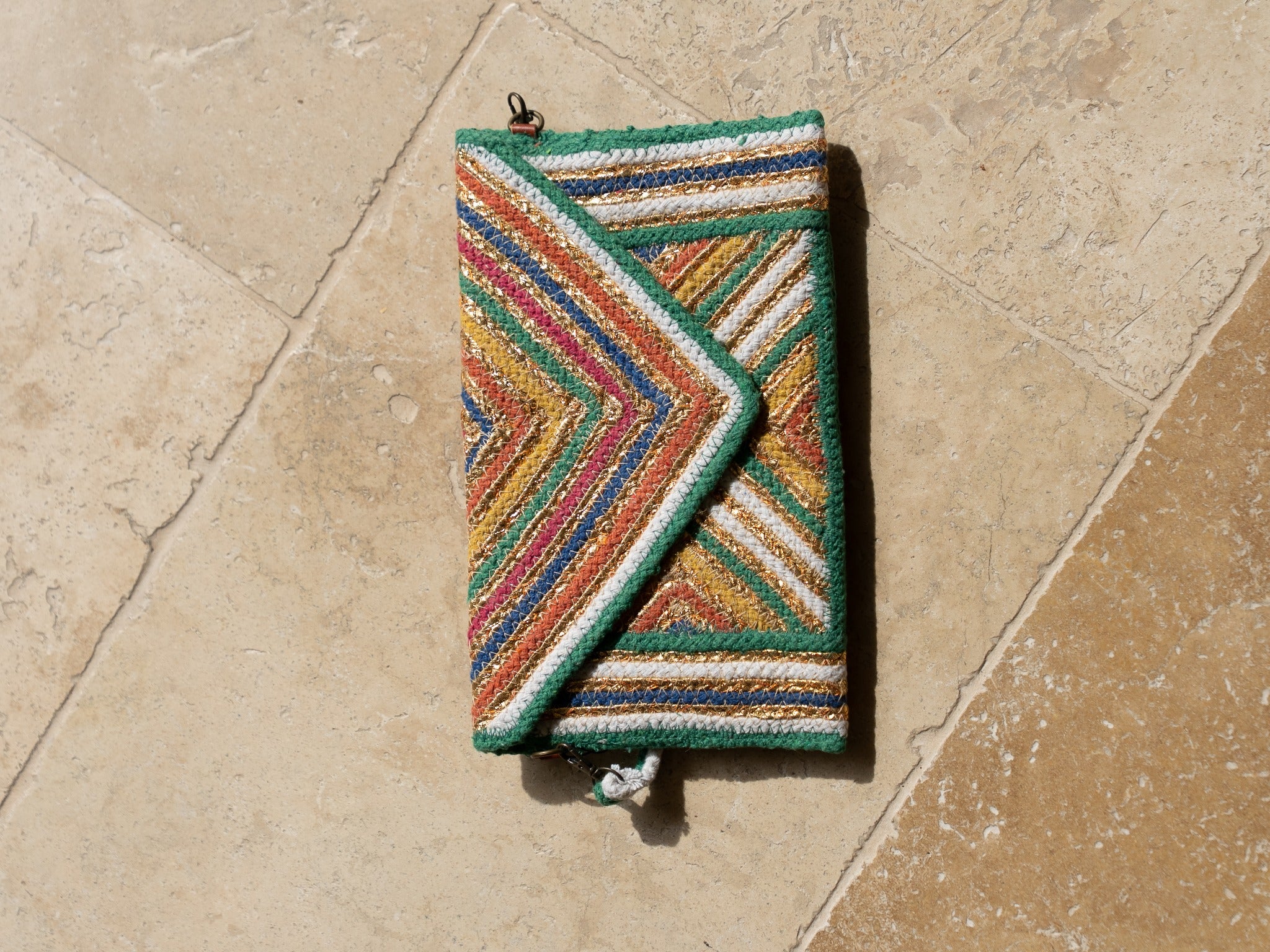 Pochette Falbala Verte en jute Studio Albine P