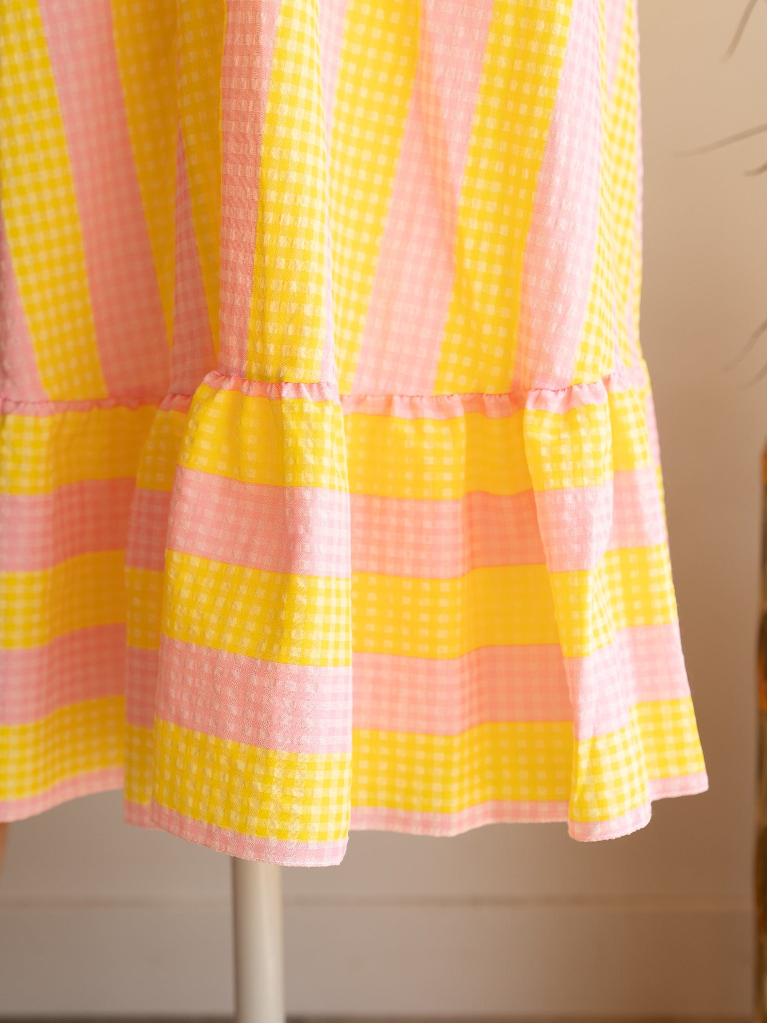 Détail volant robe Abigaelle
