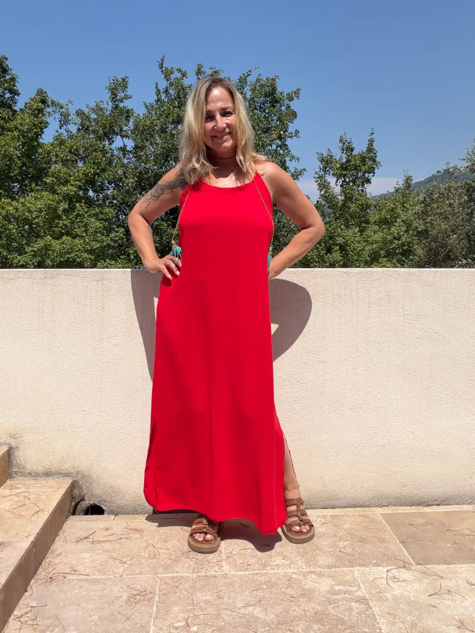Robe Jacky rouge longue fluide vue de face