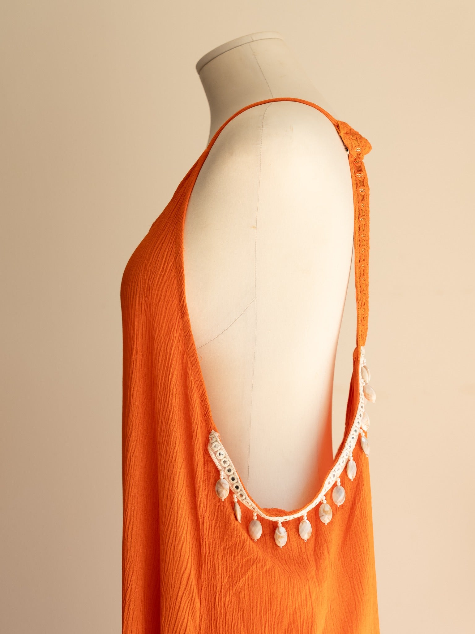 Dos très échancré robe Monica orange Studio Albine P